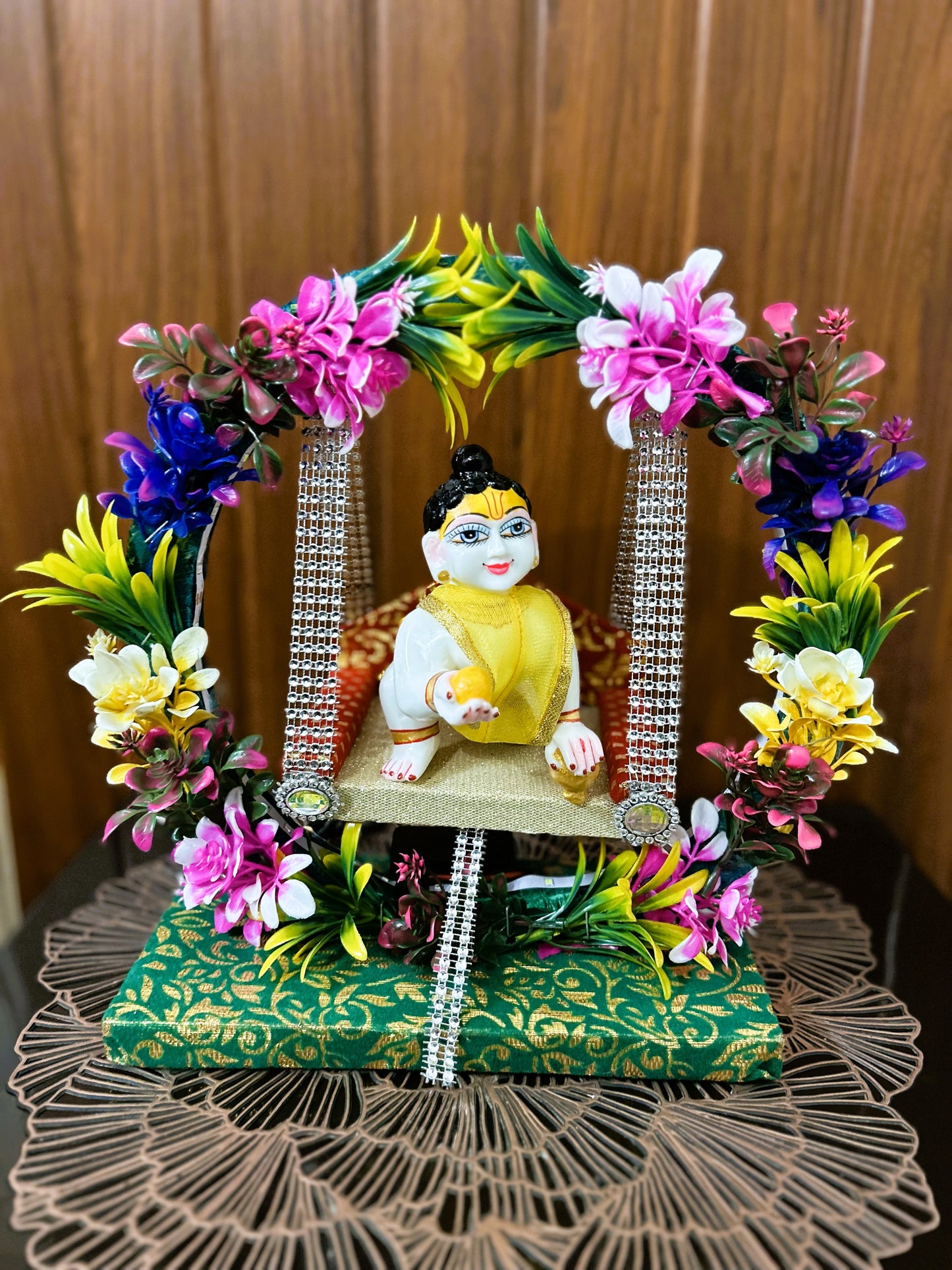 Floral Light Jhula For Laddu Gopal