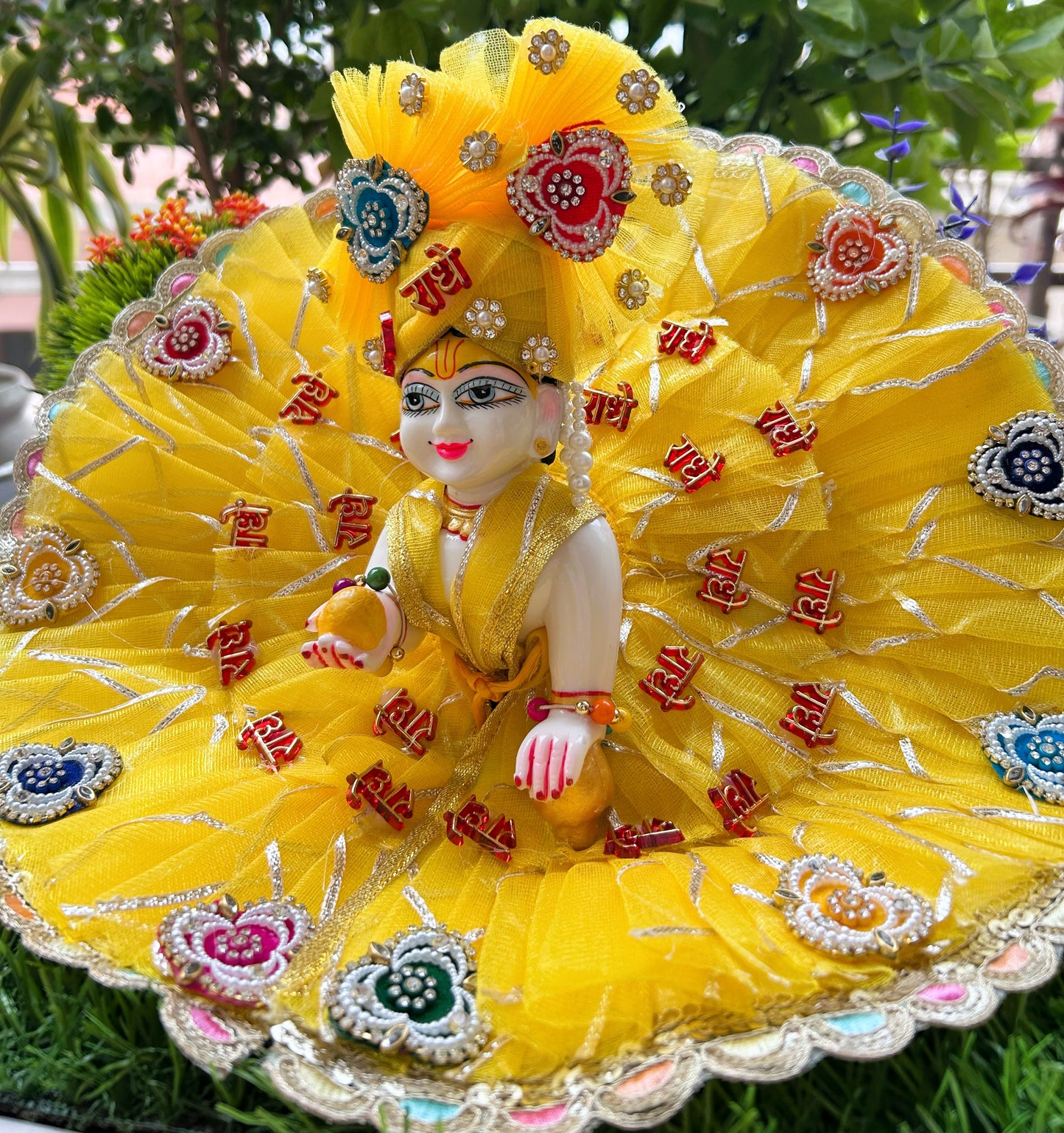 Radhe Kanak Shringar Gopal Poshak Set
