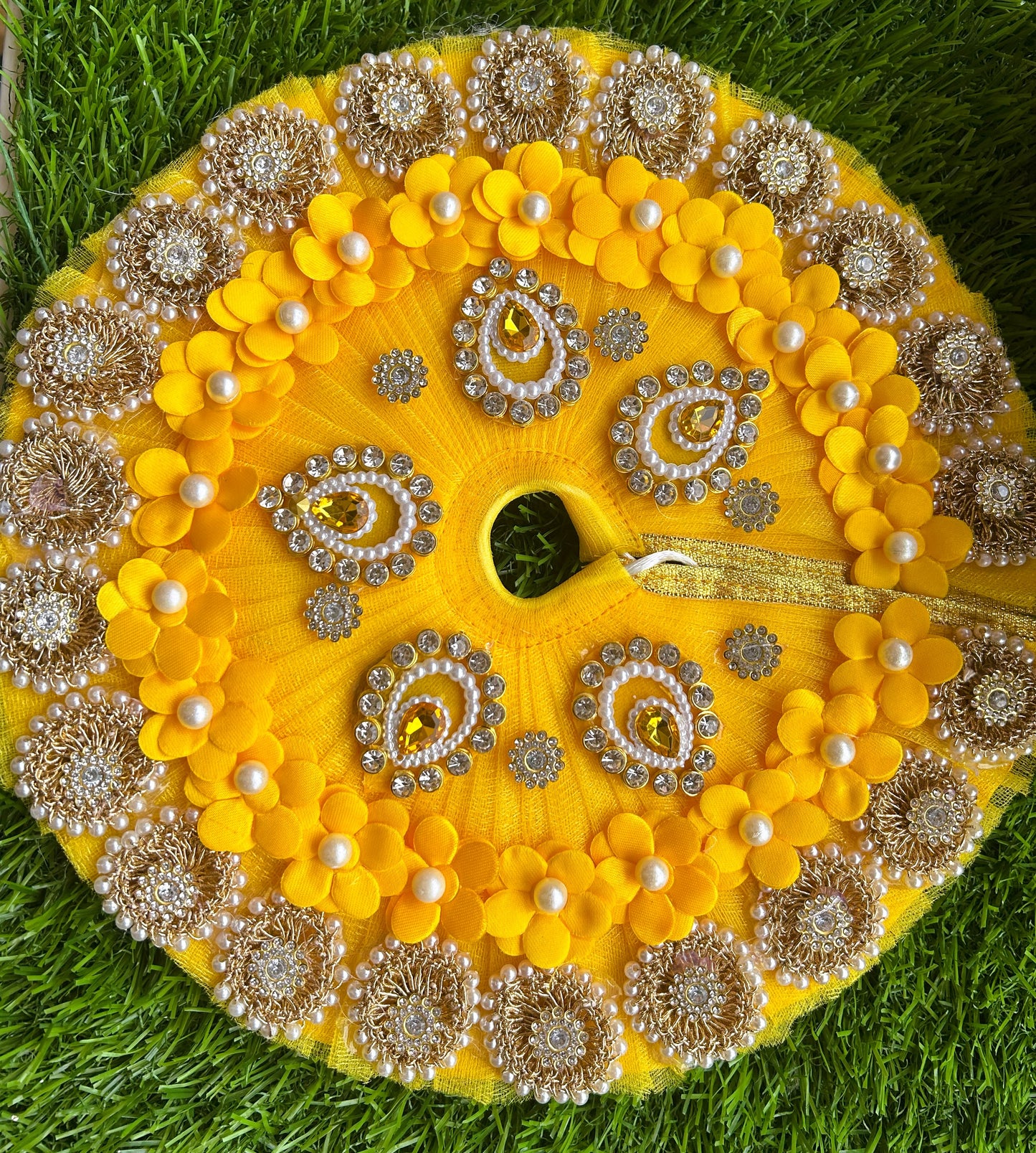 Sunshine Pearl Laddu Gopal Poshak Set
