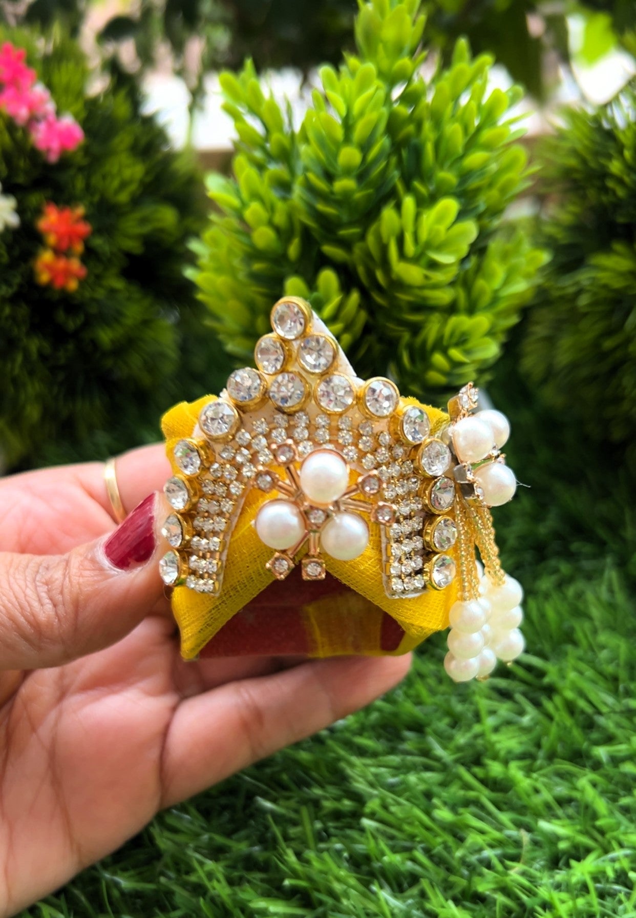 Divya Kanak Heavy Laddu Gopal Poshak Set