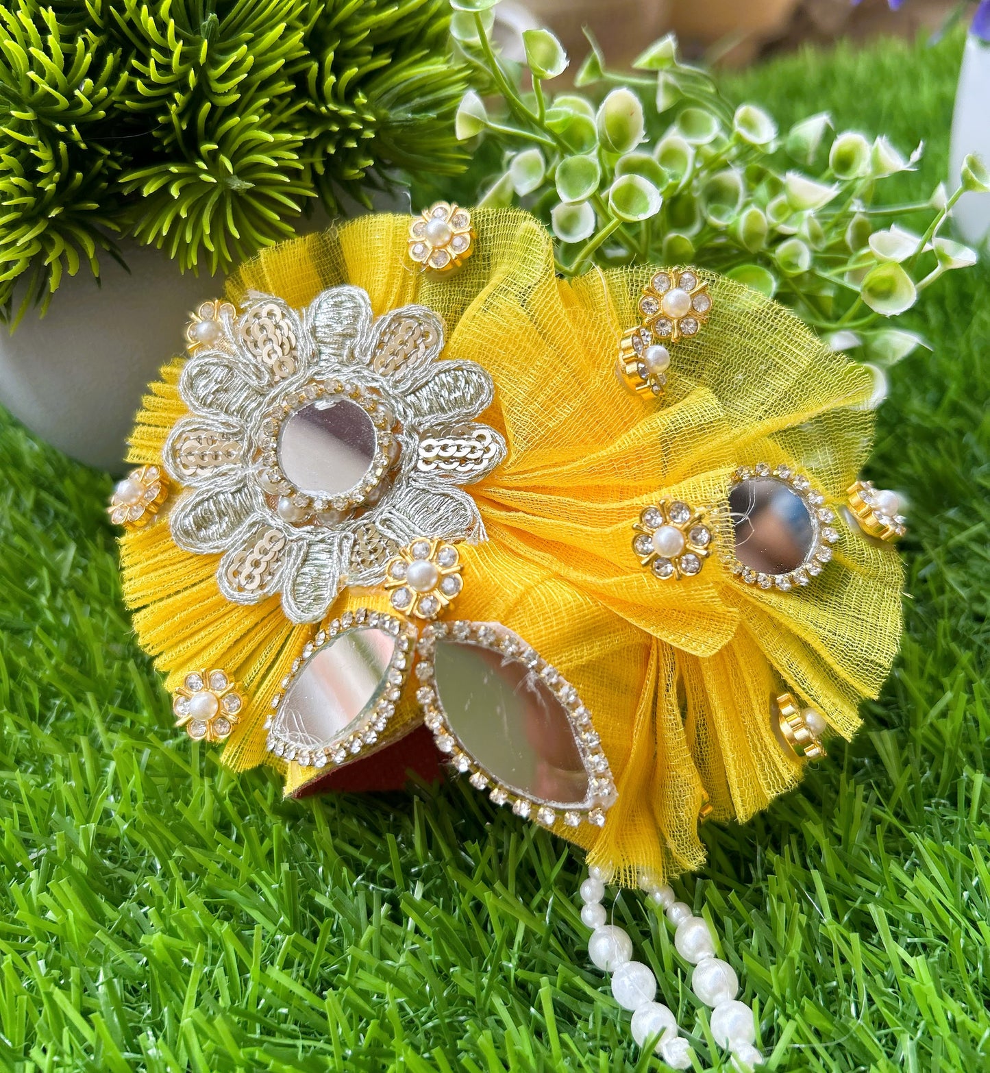Swarna Tej Shringar Laddu Gopal Poshak Set