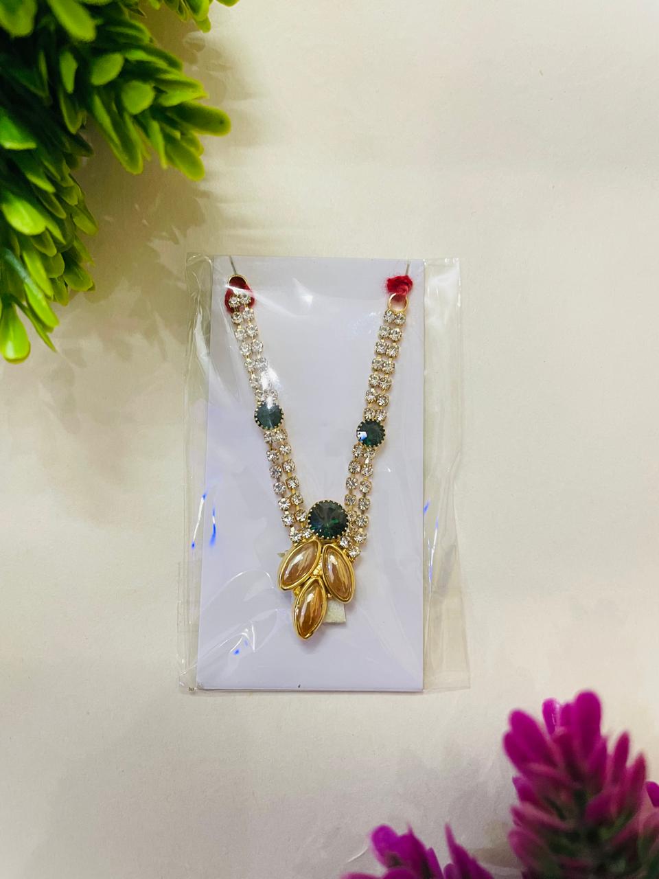 Laddu Gopal Ji Pushp mala for idols (Size 5,6)